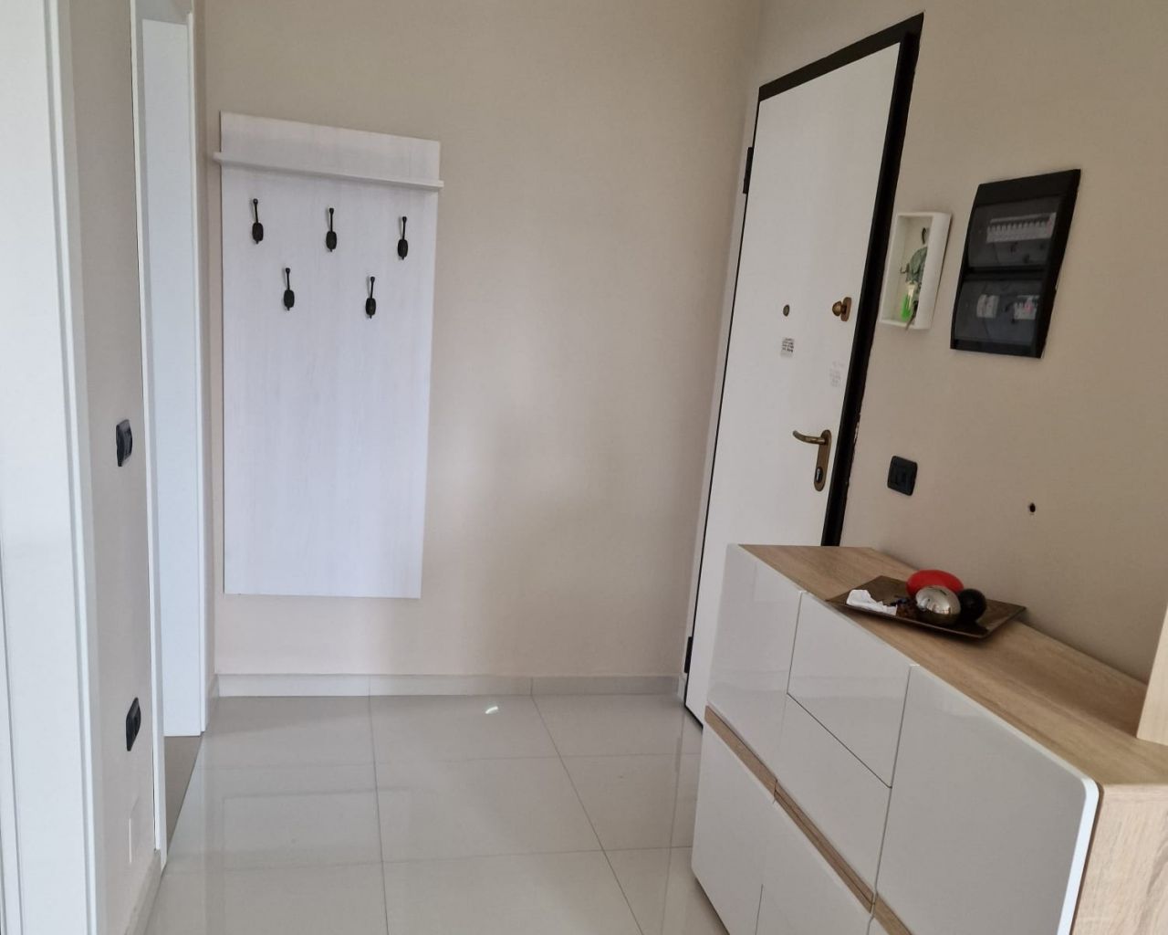 Appartamento Con Una Camera Da Letto In Affitto A Lungo Termine A Valona, ​​Albania